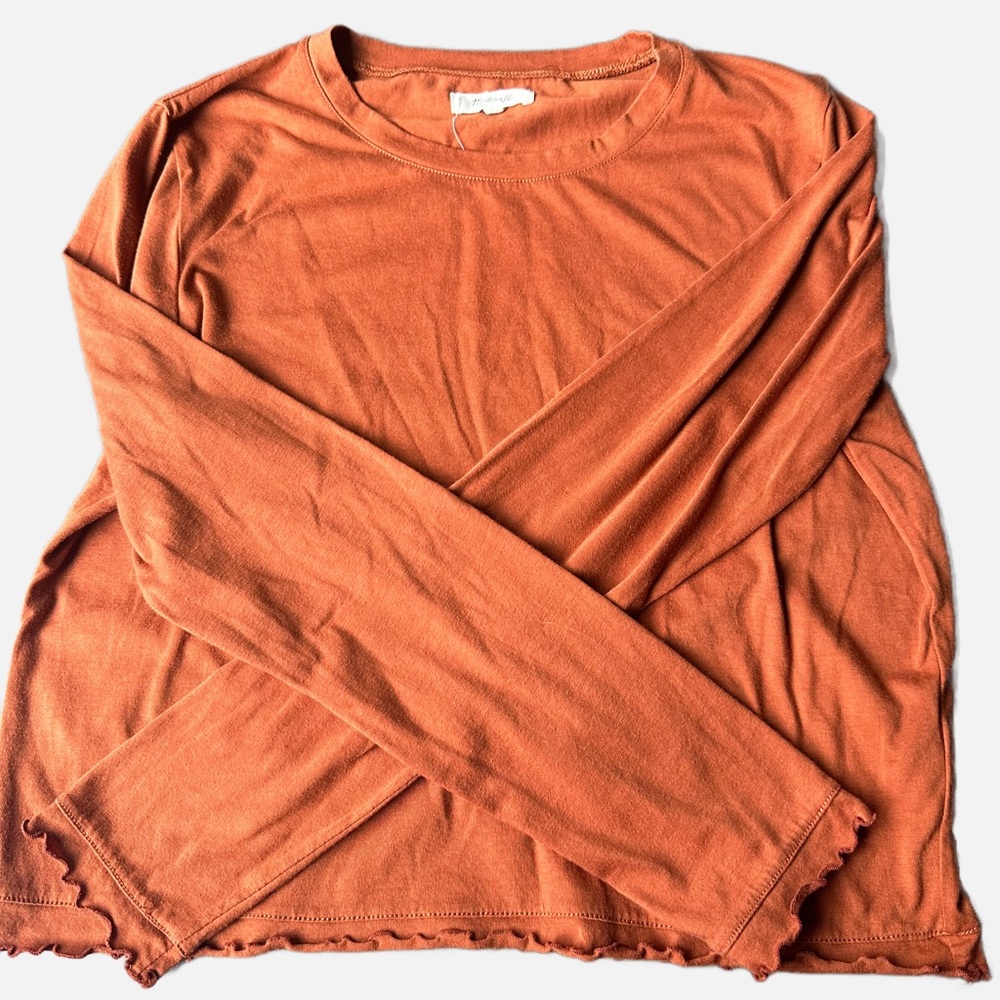 Madewell burnt orange long sleeve cropped tee shirt